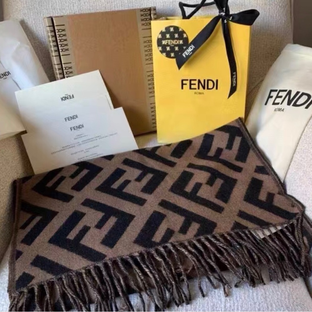 Fendi Brown and Black Cape